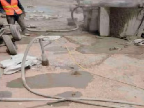 梁溪水泥混凝土路面板底注浆技术 路面脱空注浆整治方案